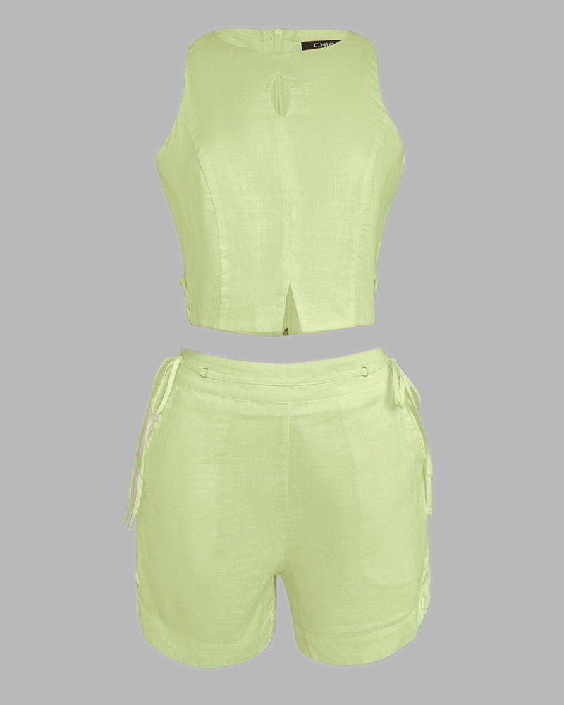 2 Pieces Outfit Button Decor Sleeveless Hollow-out Front Zipper Back Crop Top and Casual Elastic Back Waist Tie Side Shorts Set