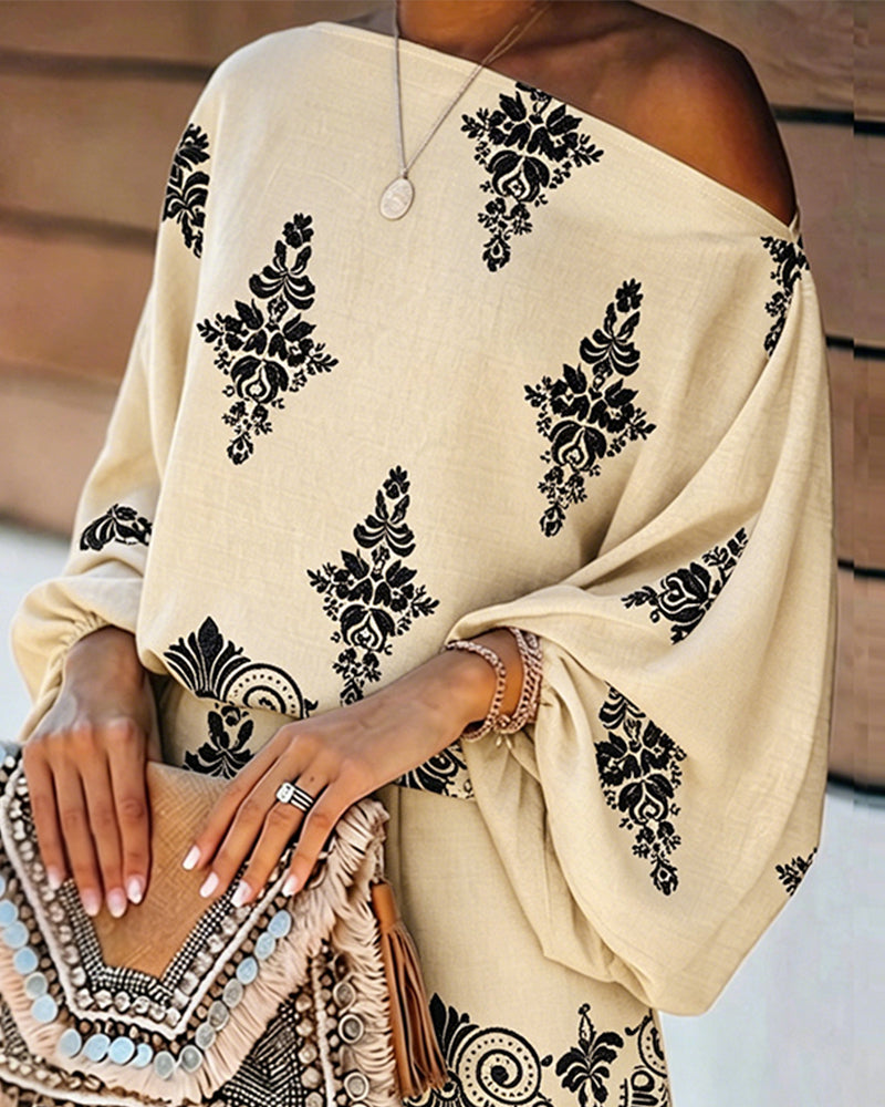 Women's Vintage Print Two-Piece Set Off-Shoulder Batwing Sleeve Top and High-Waisted Shorts Casual Vacation Set