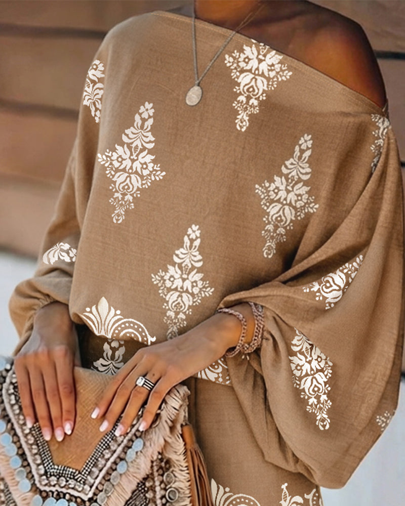 Women's Vintage Print Two-Piece Set Off-Shoulder Batwing Sleeve Top and High-Waisted Shorts Casual Vacation Set