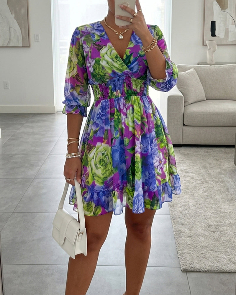 Floral Print Overlap V Neck Long Sleeve Shirred Waist Ruffle Hem Dress Casual Cinched Waist Flared Cuffs Chiffon Vacation Dress with Lining